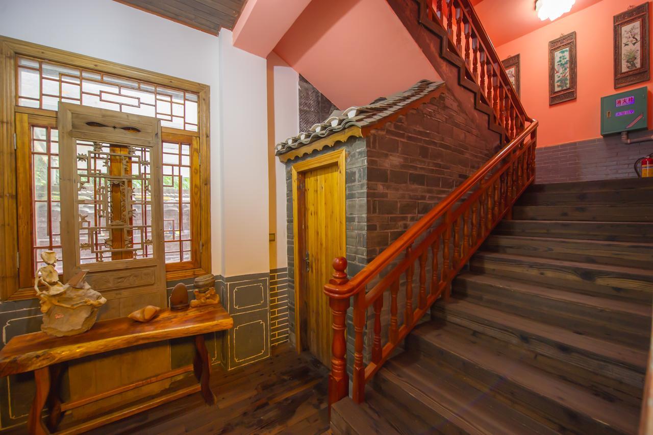Yangshuo Scenic Mountain Retreat Hotel ภายนอก รูปภาพ