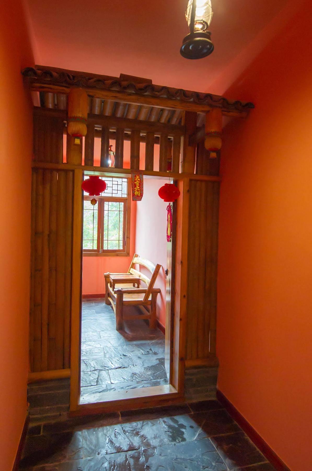 Yangshuo Scenic Mountain Retreat Hotel ภายนอก รูปภาพ